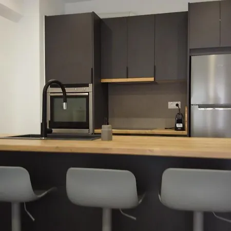 Διαμέρισμα L Apartment2 *